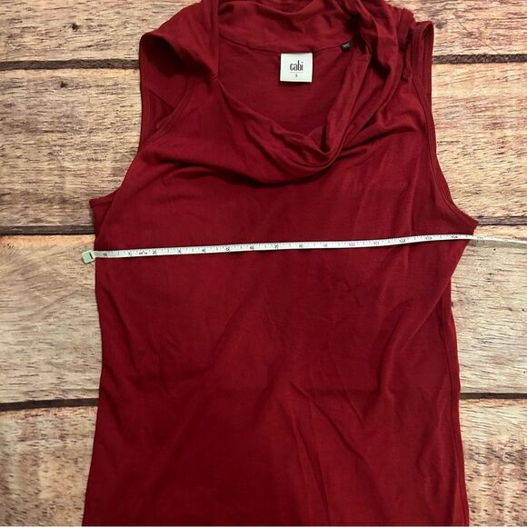 CAbi Red sleeveless draped tank top size small - Picture 4 of 5